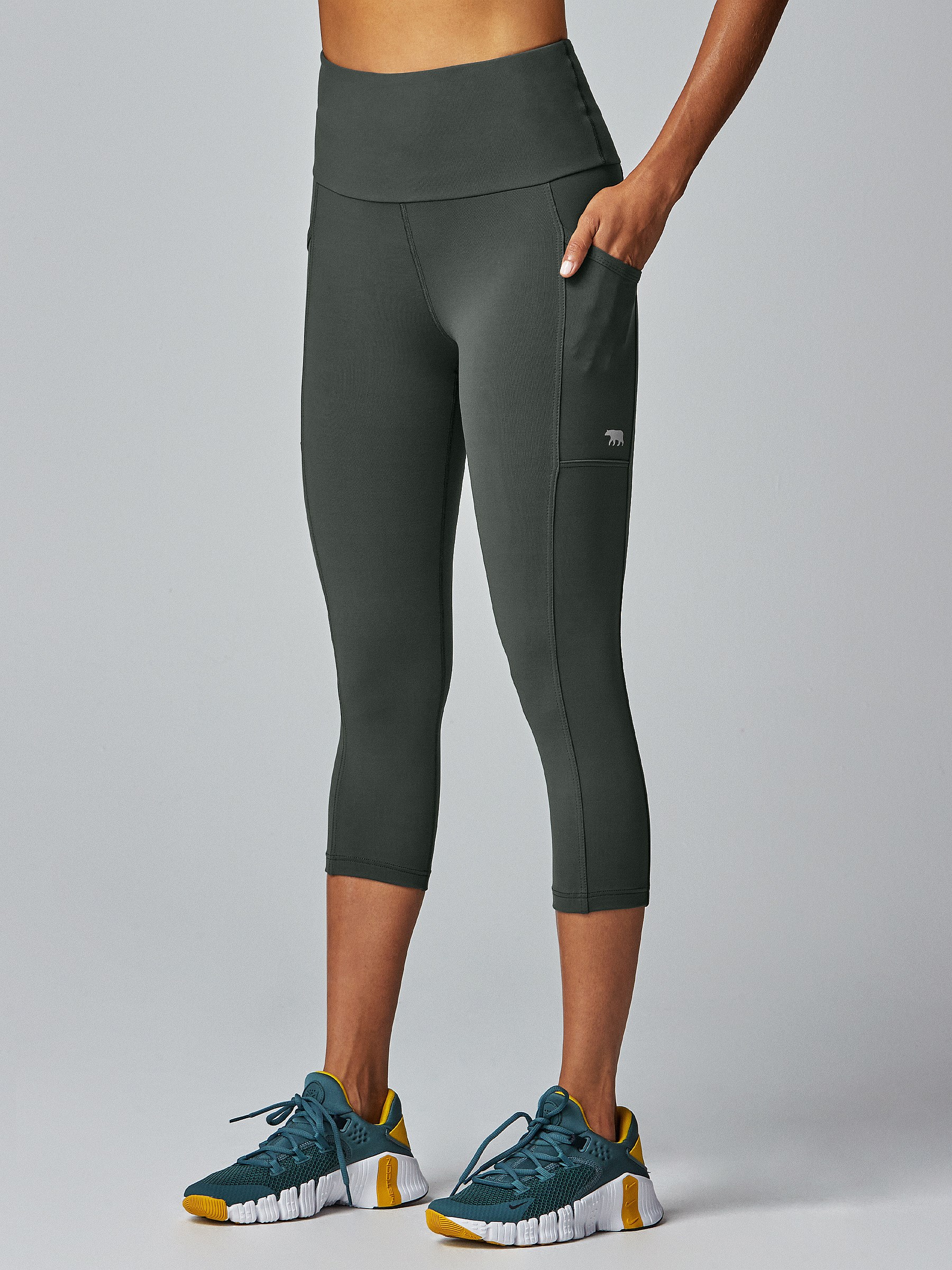 Womens 3/4 Pocket Tights. Leggings with Pockets by Running Bare.