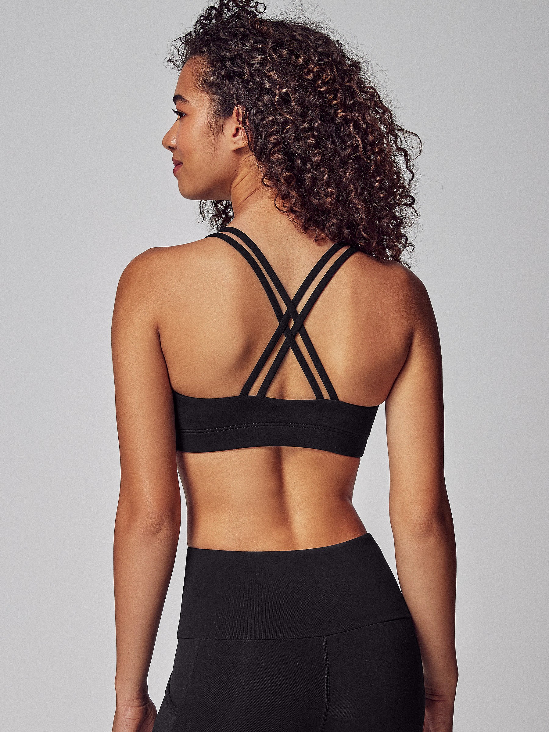 RUNNING BARE SCOOP IT UP SPORTS BRA DOVE BLACK – Lizzy's This n That