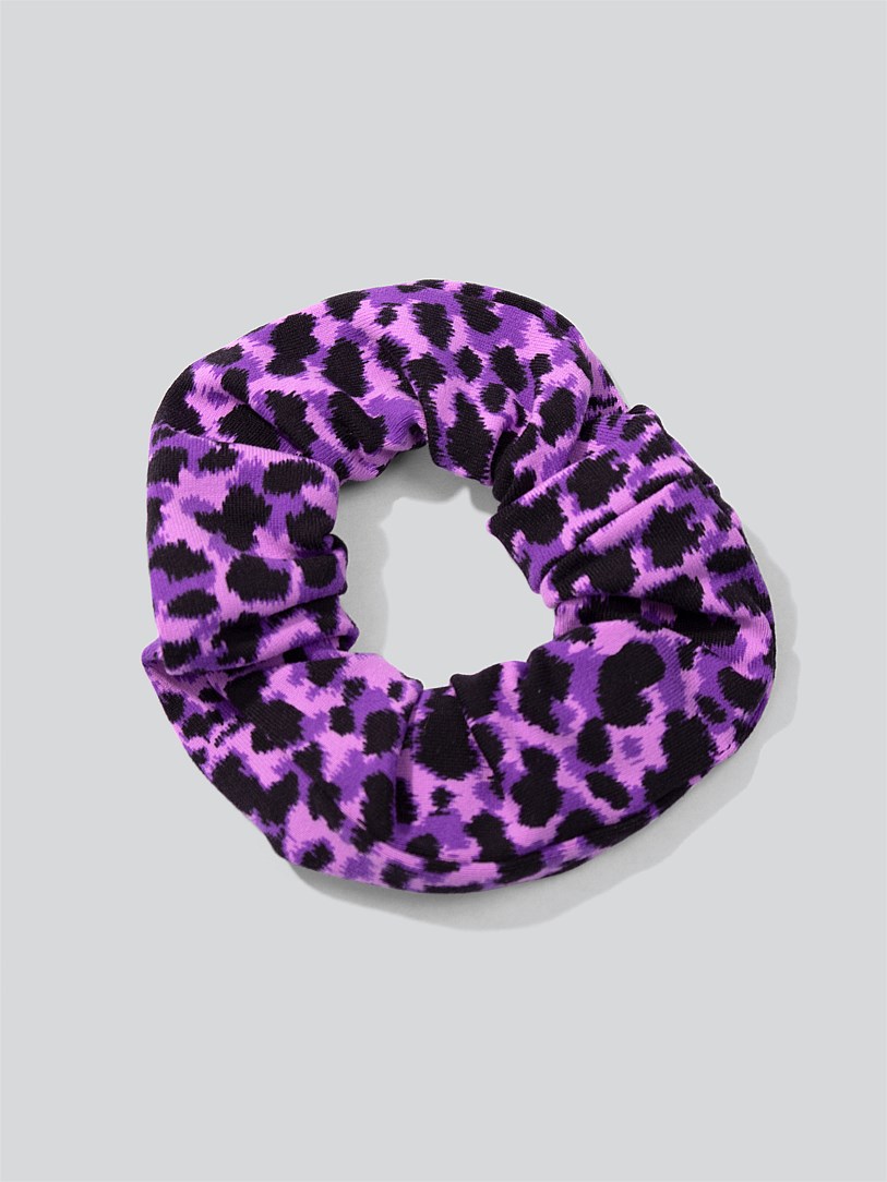 Keep Moving Scrunchie