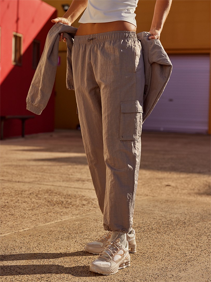 neoTREK Cargo Pants